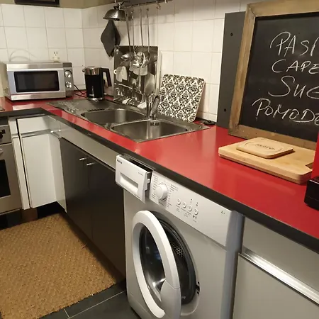 Daire Stilvolles Altbauapartment In Ruhiger Wohngegend