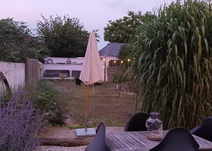 Daire Stilvolles Altbauapartment In Ruhiger Wohngegend *